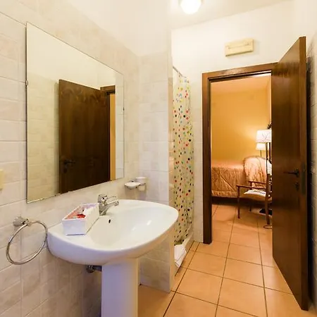 Farm stay La Dei Comacini